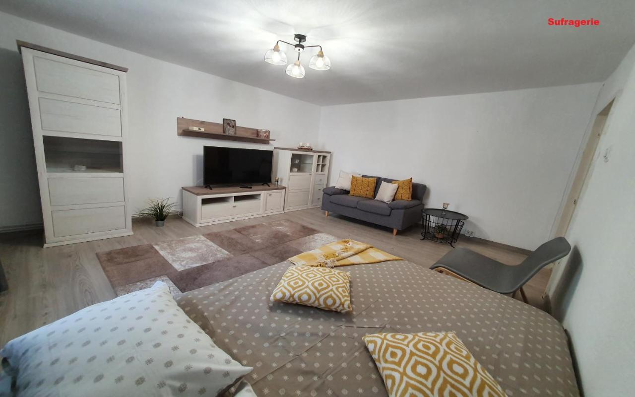 Mia Central Apart, 3 Rooms, 2 Baths, Afi Mall Brašov Exteriér fotografie